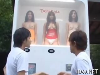 Oriental sex clip show Machines Story